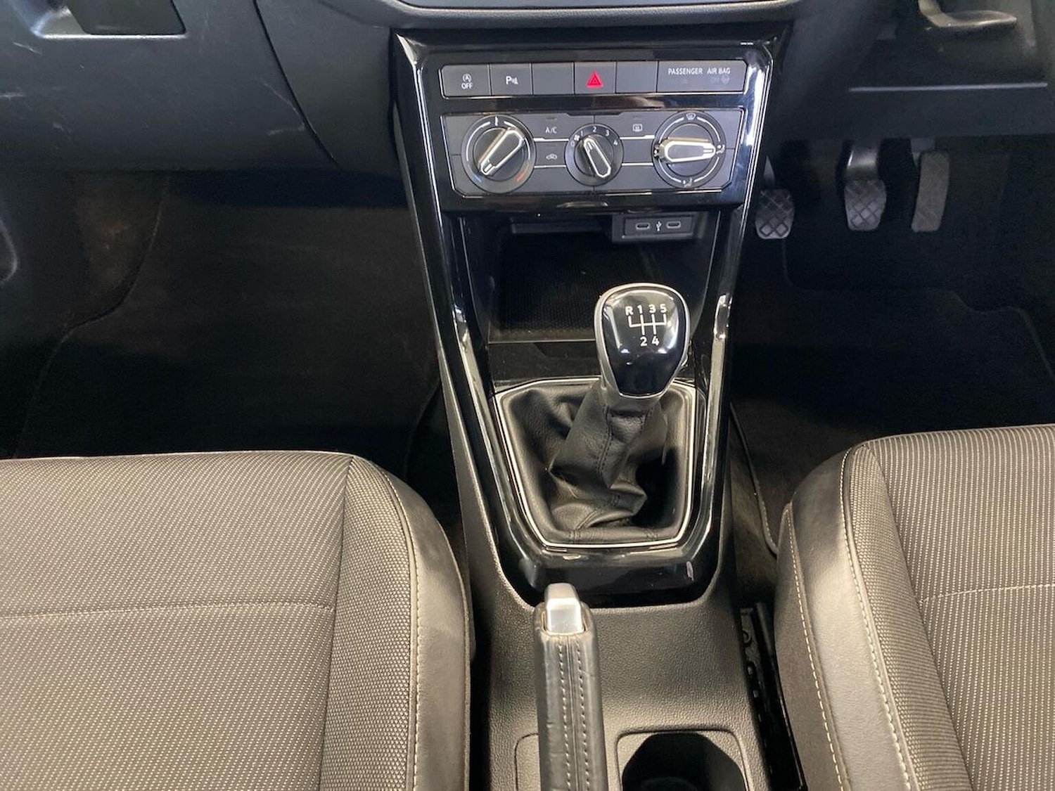 Used Volkswagen T-Cross 2023 for sale - 78131823: Photo 12