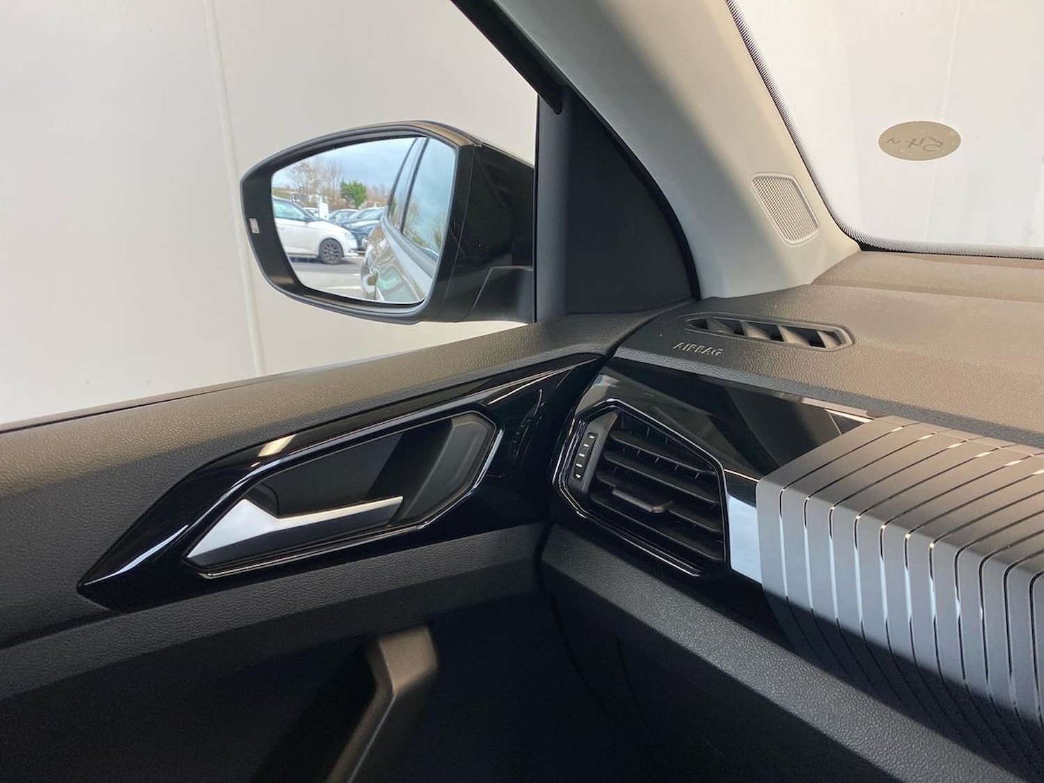 Used Volkswagen T-Cross 2023 for sale - 78131823: Photo 31