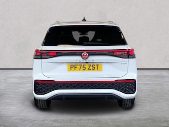 Used Volkswagen Touran 2026 for sale - 78794857: Photo