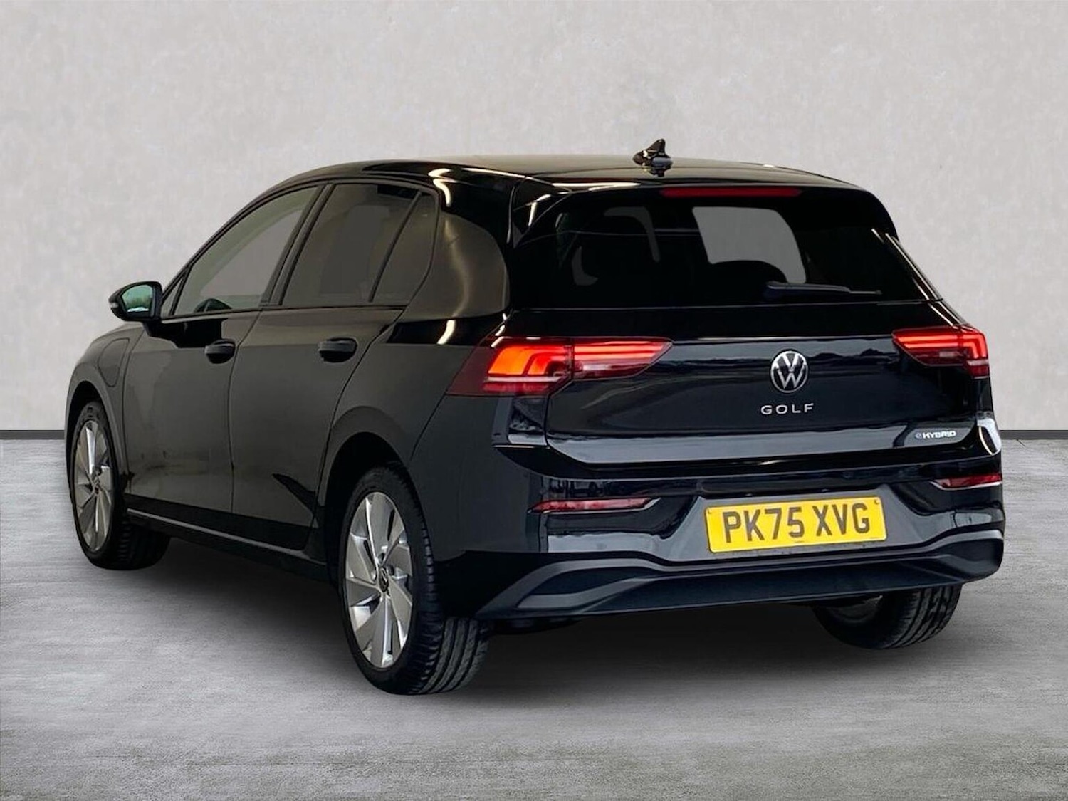 Used Volkswagen Golf 2025 for sale - 77629346: Photo 2