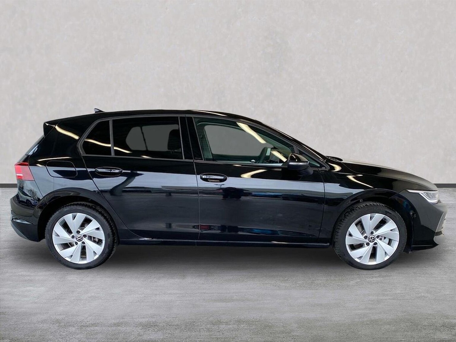 Used Volkswagen Golf 2025 for sale - 77629346: Photo 3
