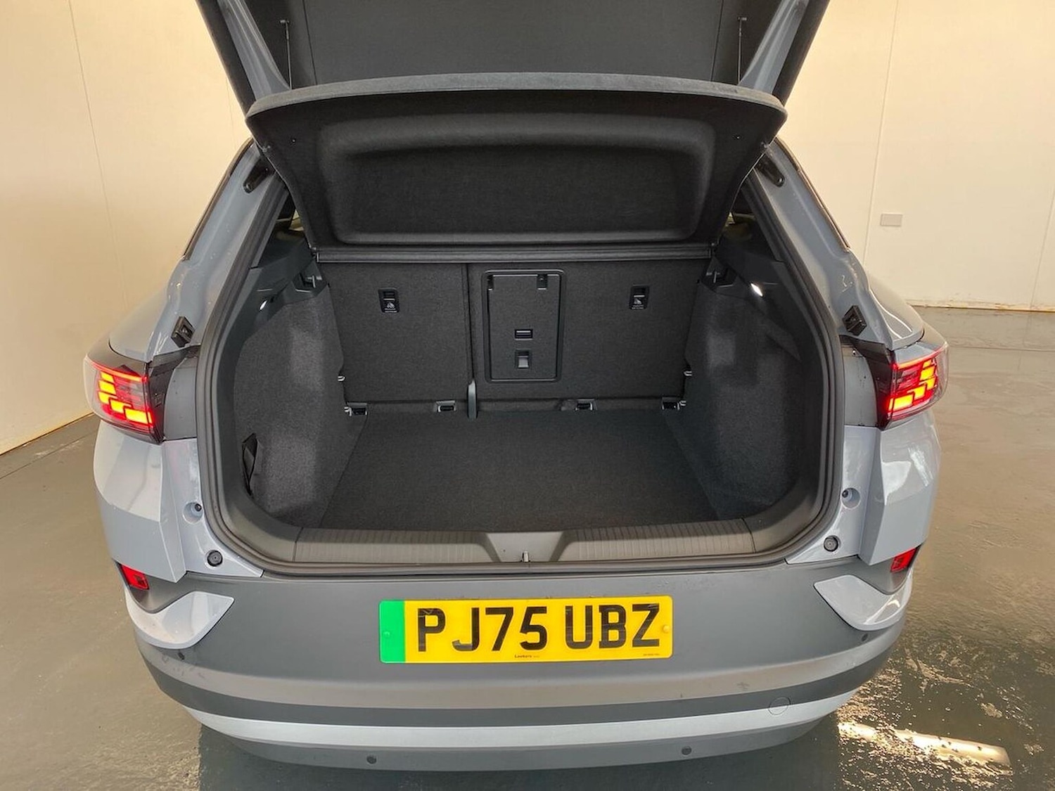 Used Volkswagen ID.4 2025 for sale - 77651685: Photo 17