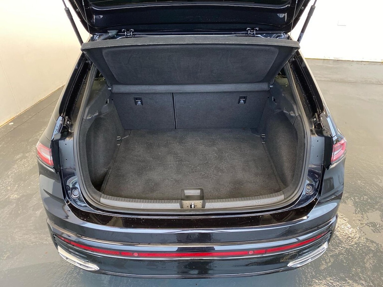 Used Volkswagen Taigo 2022 for sale - 76497259: Photo 17