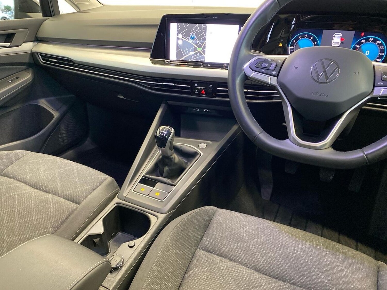 Used Volkswagen Golf 2023 for sale - 77078017: Photo 15