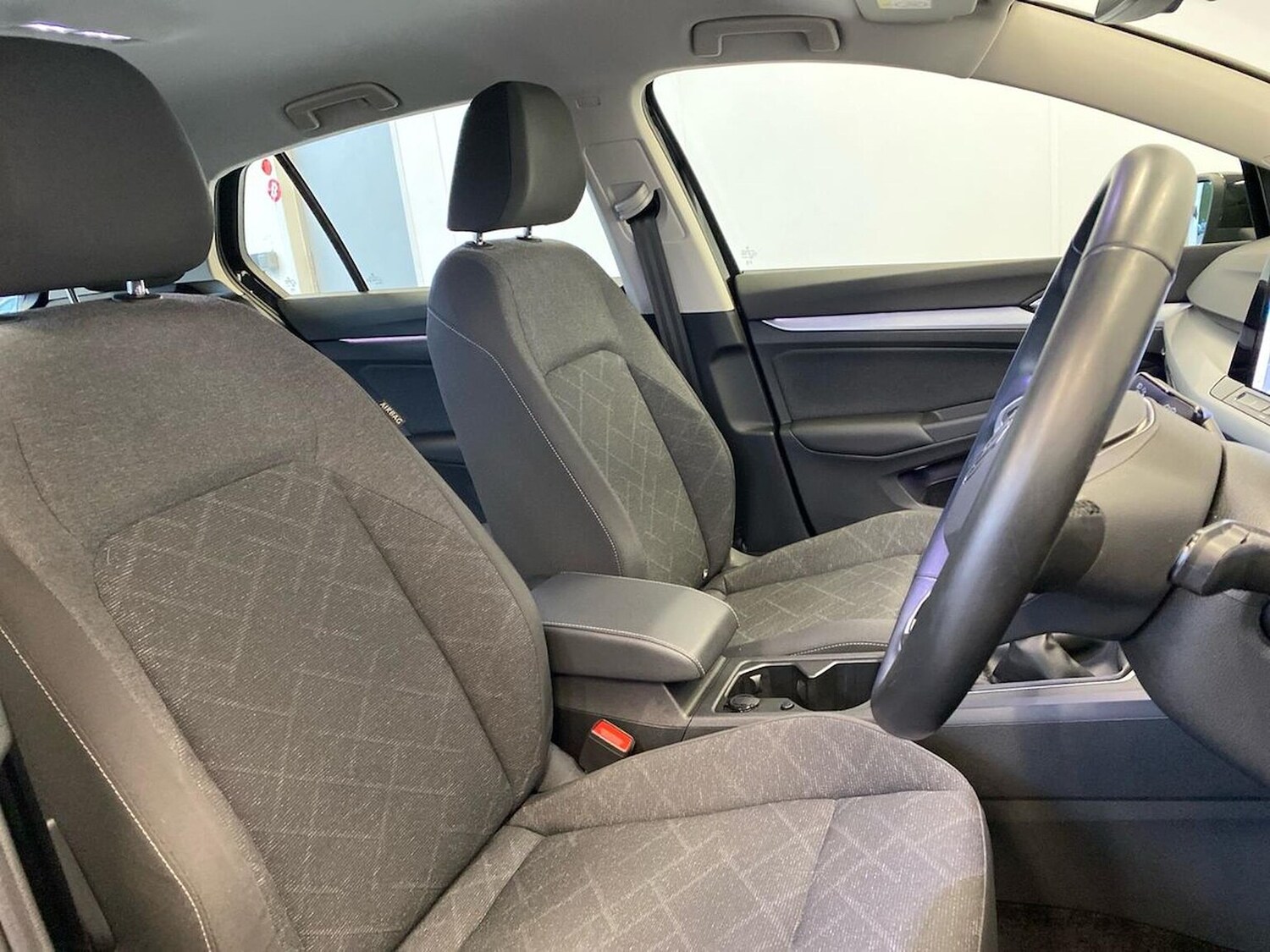 Used Volkswagen Golf 2023 for sale - 77078017: Photo 34