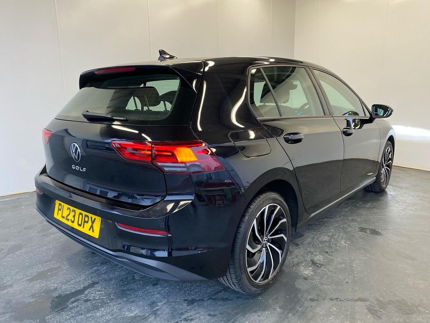 Used Volkswagen Golf 2023 for sale - 77078017: Photo 38