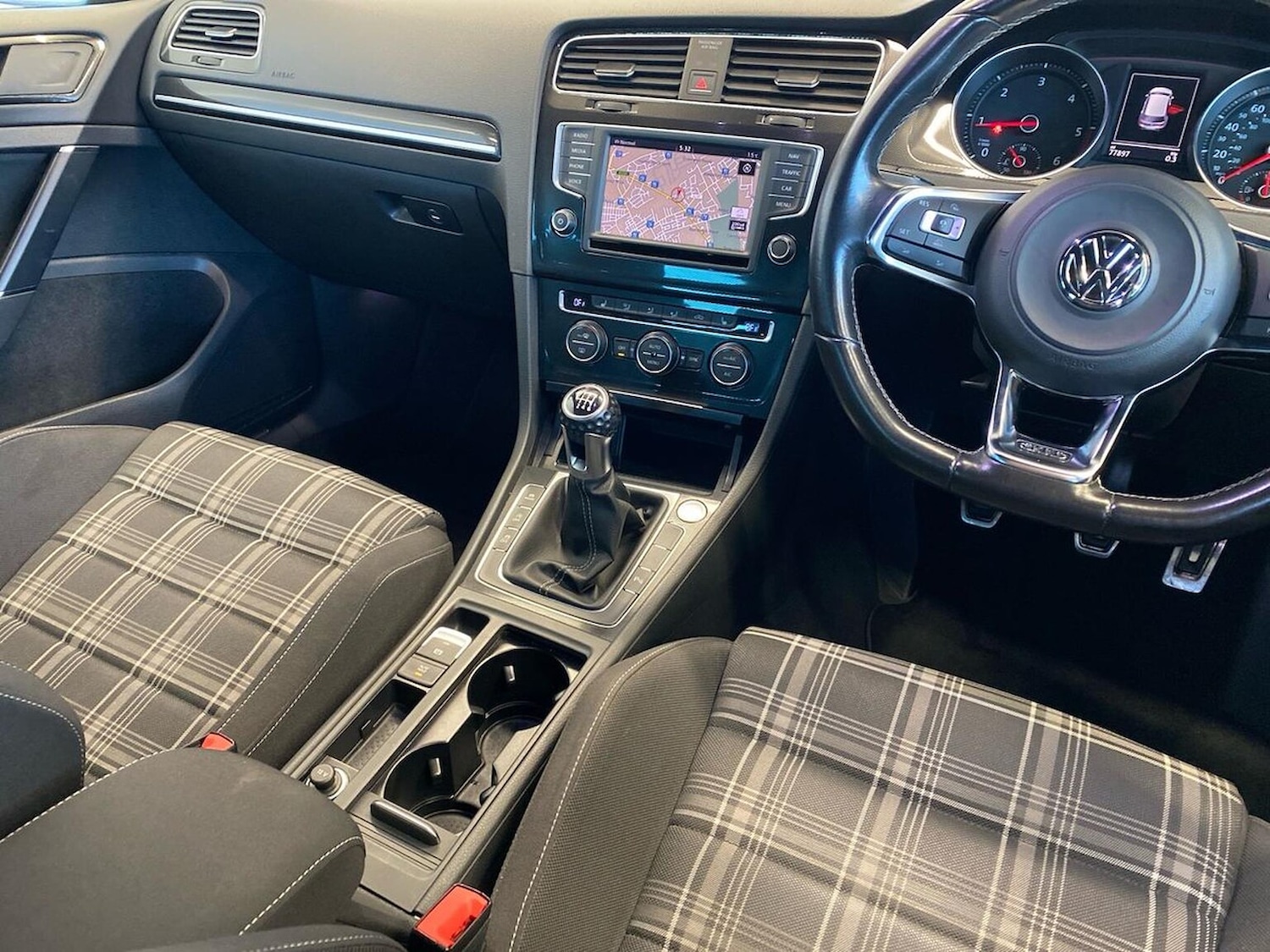 Used Volkswagen Golf 2016 for sale - 76643546: Photo 13