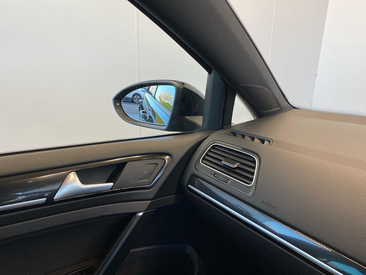 Used Volkswagen Golf 2016 for sale - 76643546: Photo 31