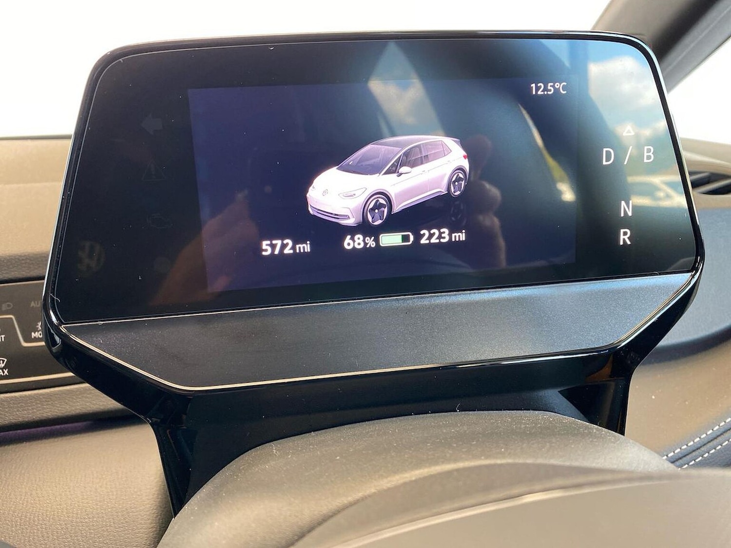 Used Volkswagen ID.3 2025 for sale - 76396891: Photo 10