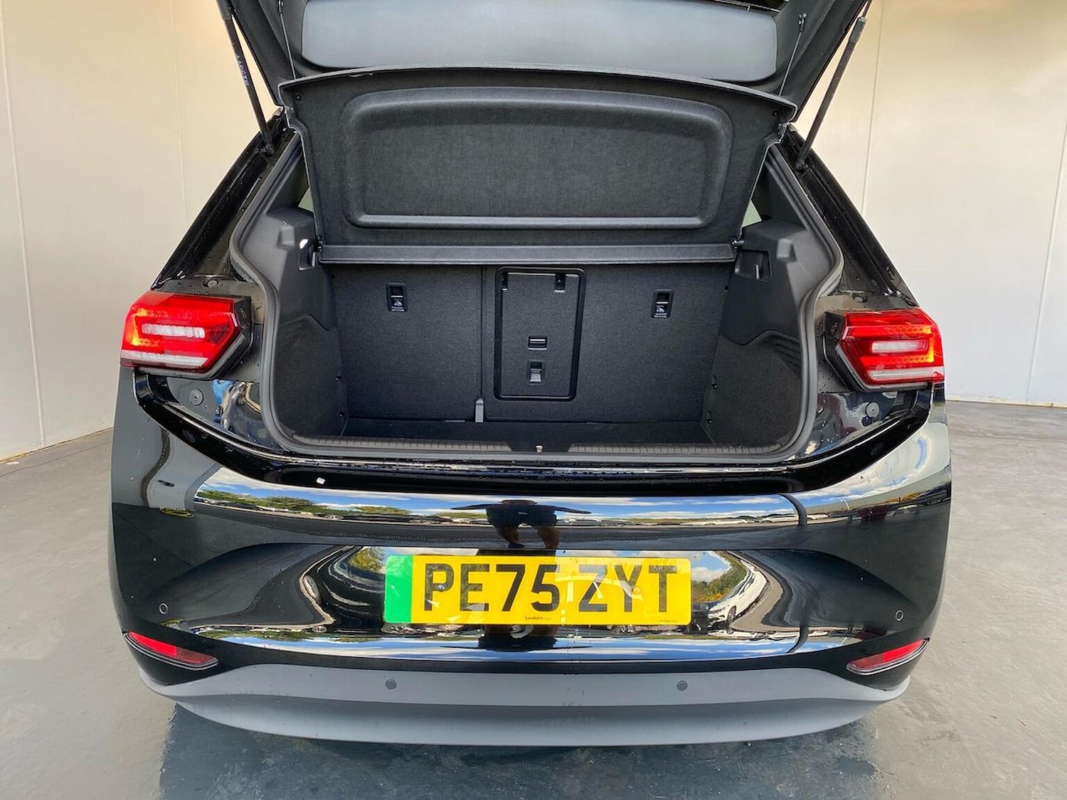 Used Volkswagen ID.3 2025 for sale - 76396891: Photo 17