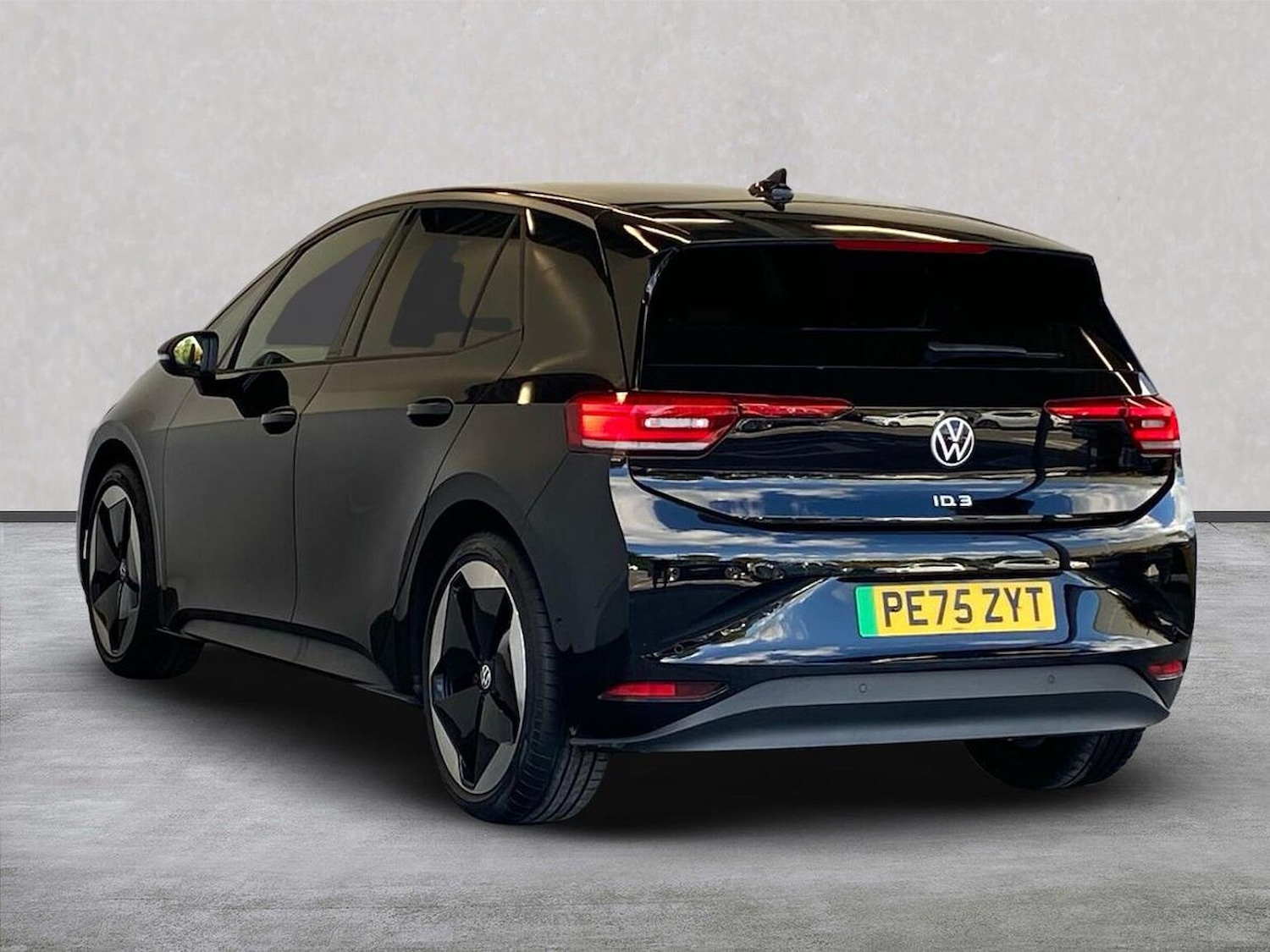 Used Volkswagen ID.3 2025 for sale - 76396891: Photo 2