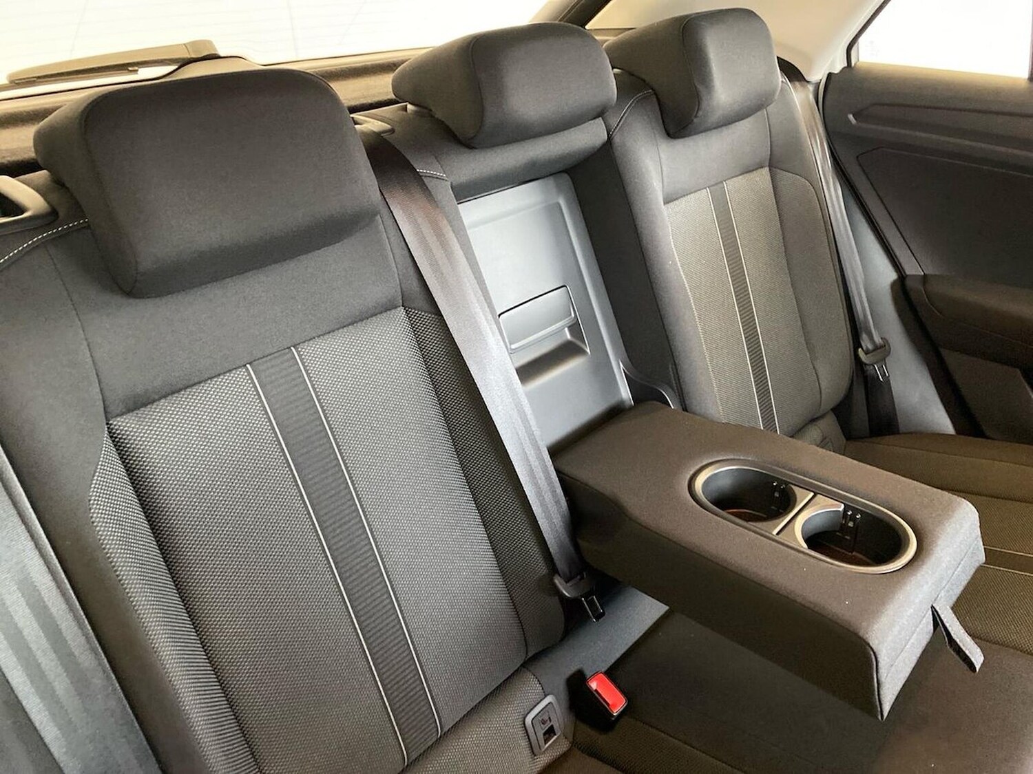 Used Volkswagen T-Roc 2025 for sale - 78194938: Photo 16