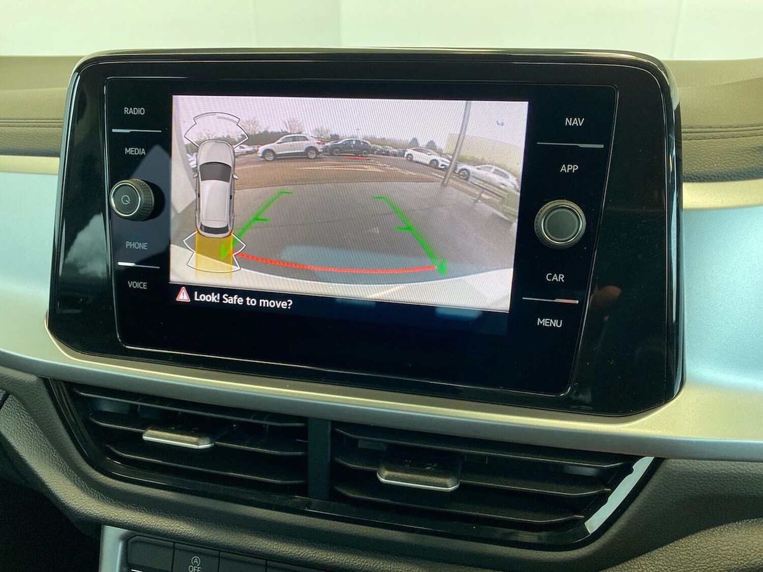 Used Volkswagen T-Roc 2025 for sale - 78194938: Photo 23