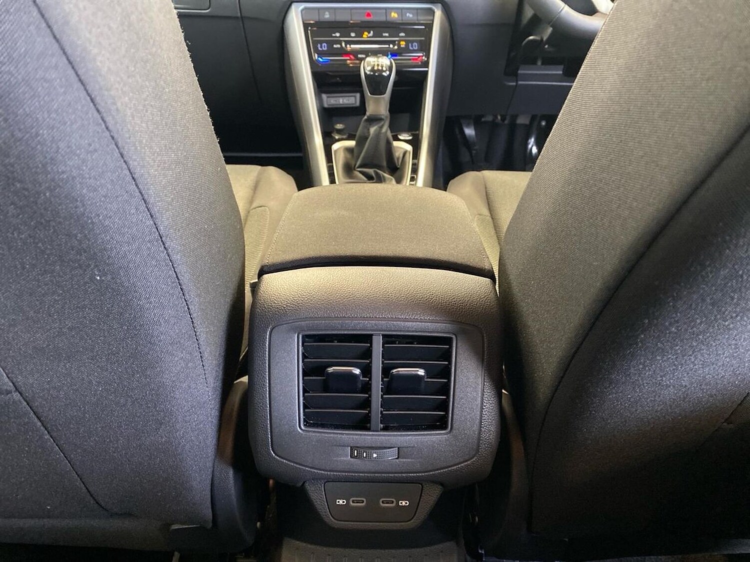 Used Volkswagen T-Roc 2025 for sale - 78194938: Photo 27