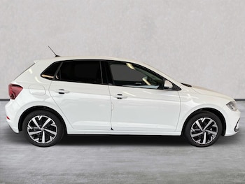 Used Volkswagen Polo 2024 for sale - 76219221: Photo 3