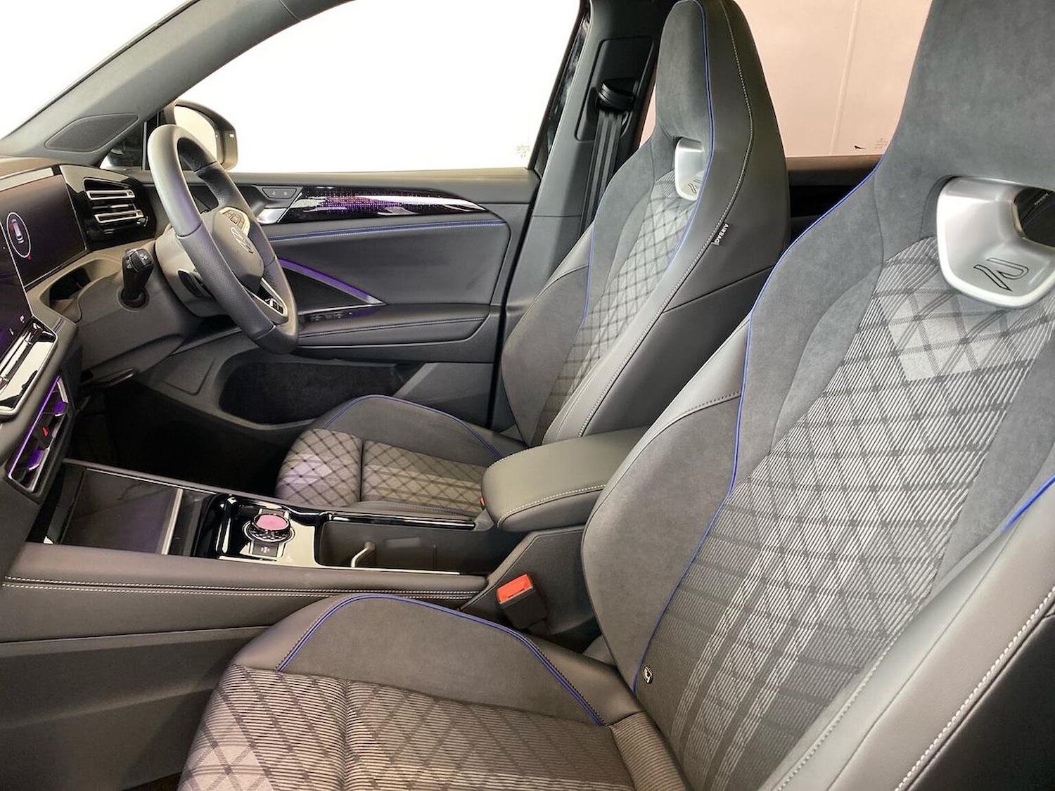 Used Volkswagen Tiguan 2025 for sale - 76171576: Photo 37