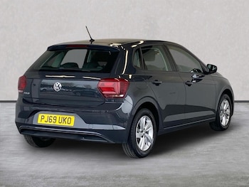 Used Volkswagen Polo 2019 for sale - 78312080: Photo