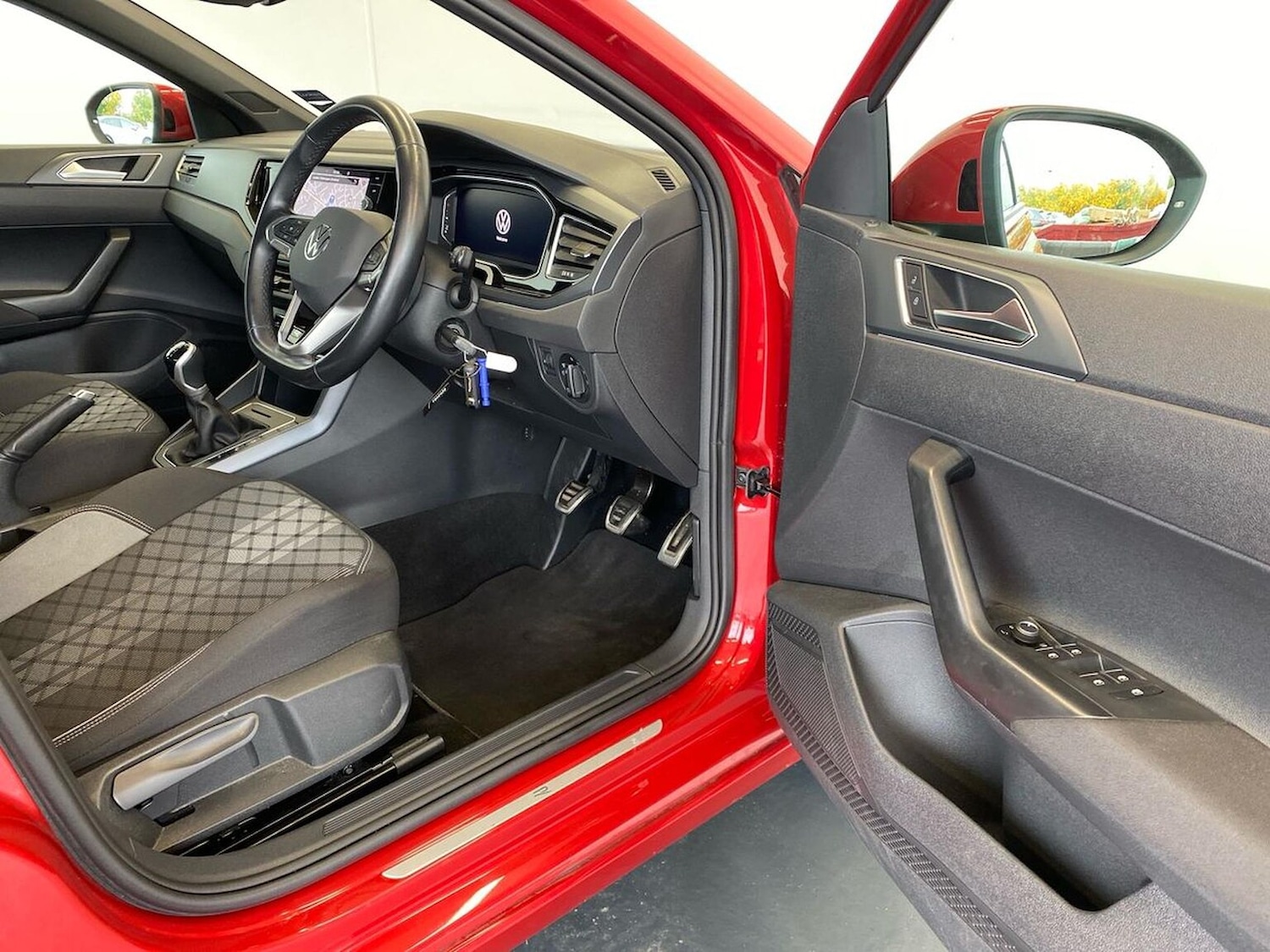 Used Volkswagen Taigo 2023 for sale - 76275119: Photo 21