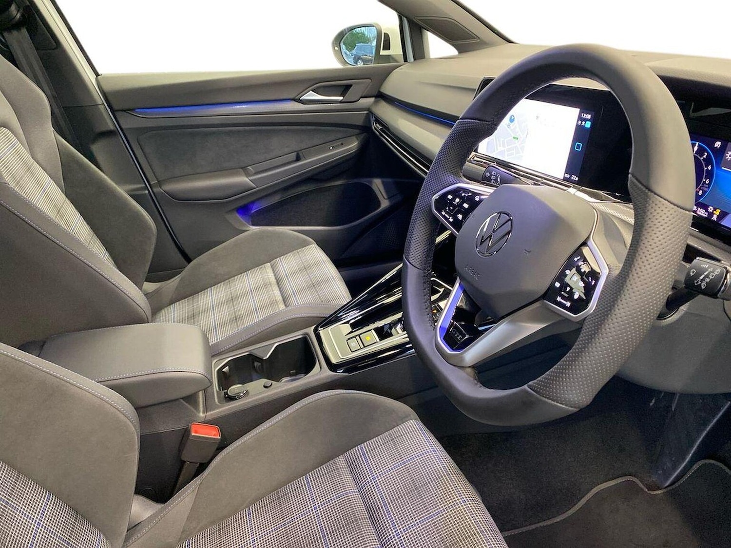 Used Volkswagen Golf 2025 for sale - 76720265: Photo 15