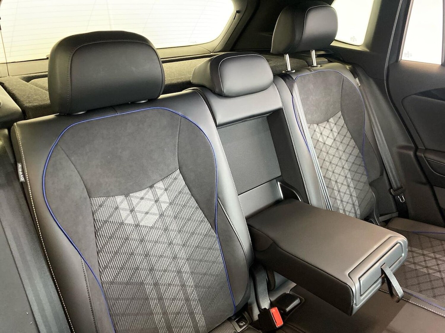 Used Volkswagen Tiguan 2025 for sale - 76324688: Photo 16