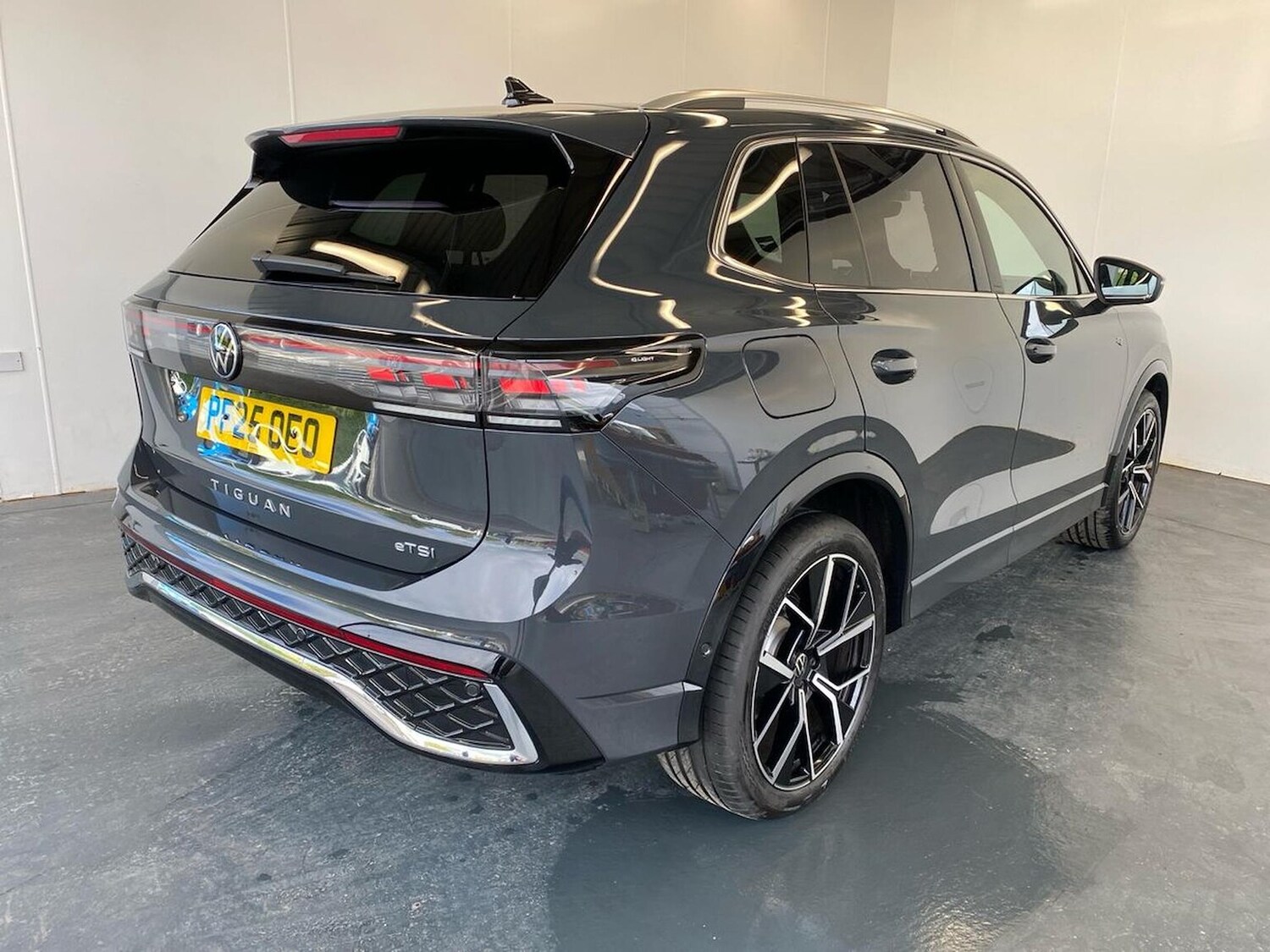 Used Volkswagen Tiguan 2025 for sale - 76324688: Photo 36