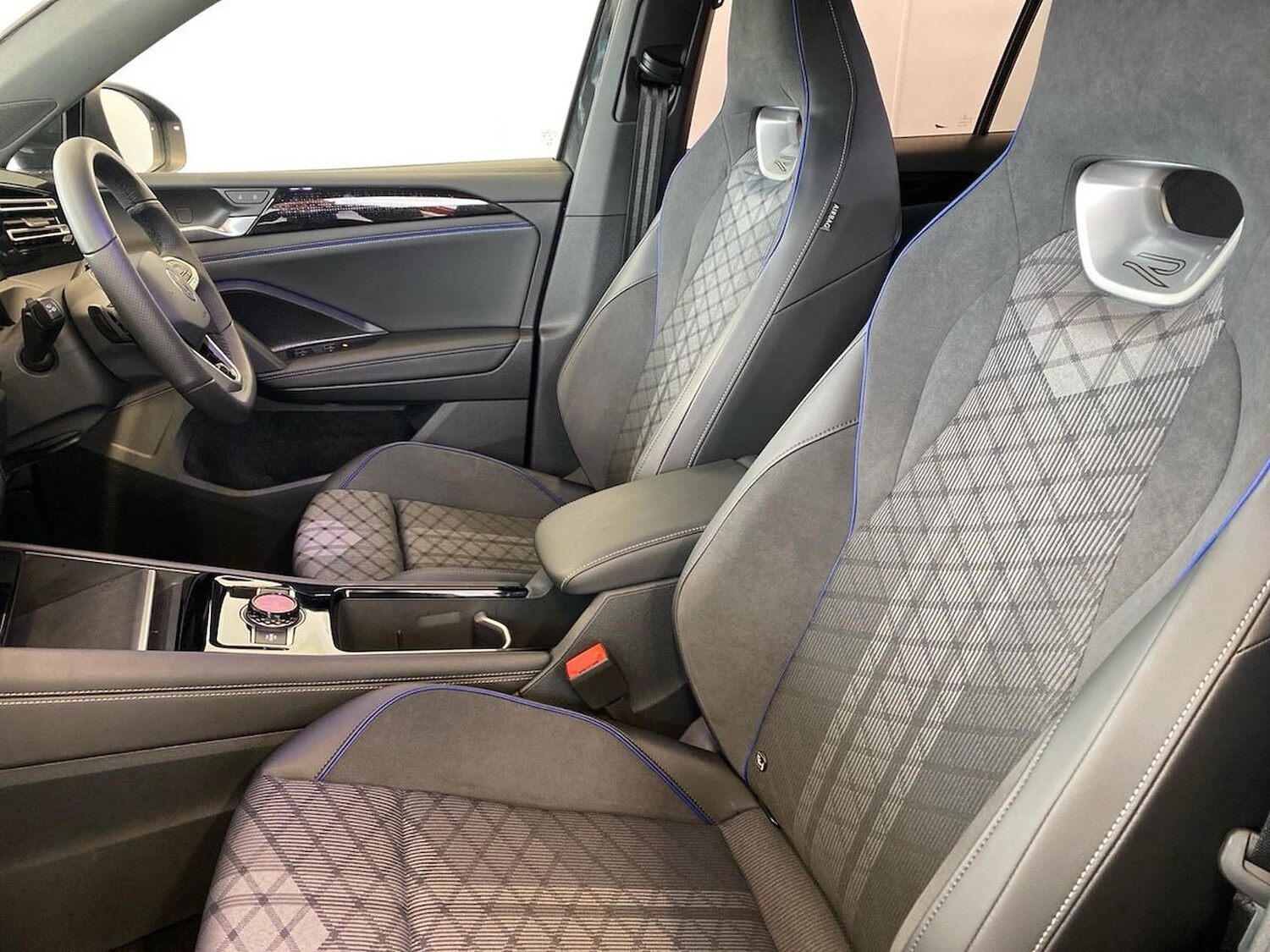 Used Volkswagen Tiguan 2025 for sale - 76324688: Photo 39