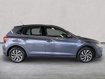 Used Volkswagen Polo 2023 for sale - 78944933: Photo