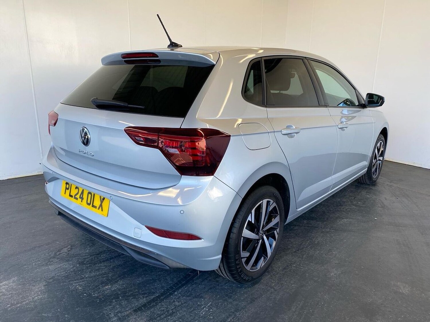 Used Volkswagen Polo 2024 for sale - 77962277: Photo 36