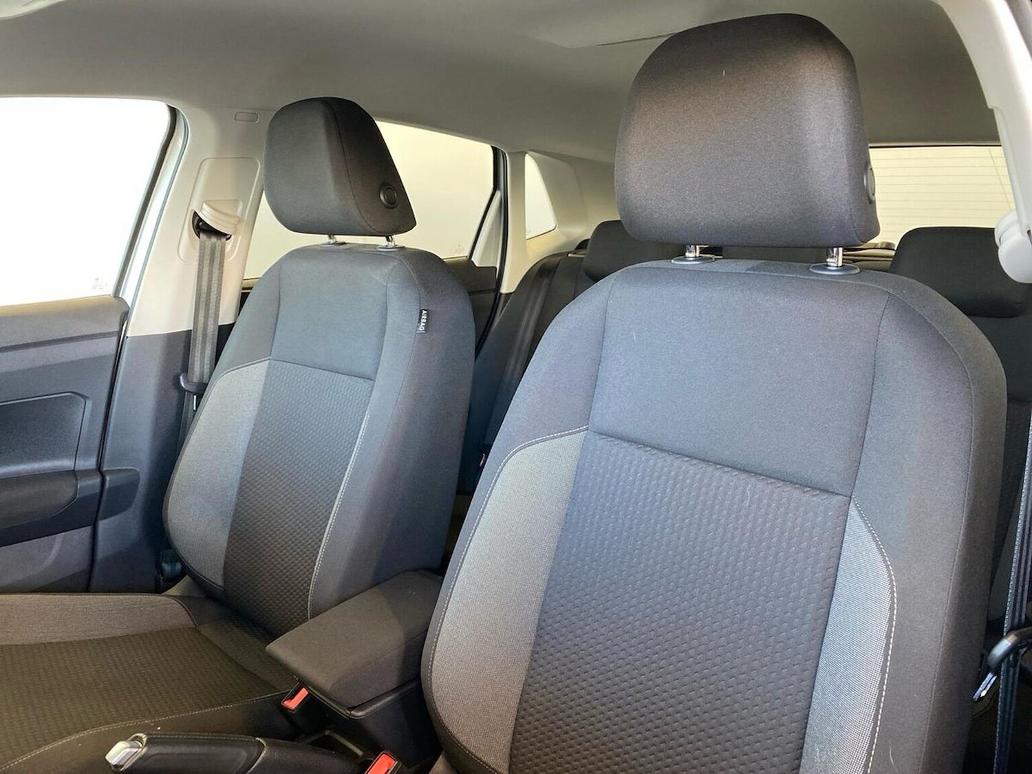 Used Volkswagen Polo 2024 for sale - 77962277: Photo 41