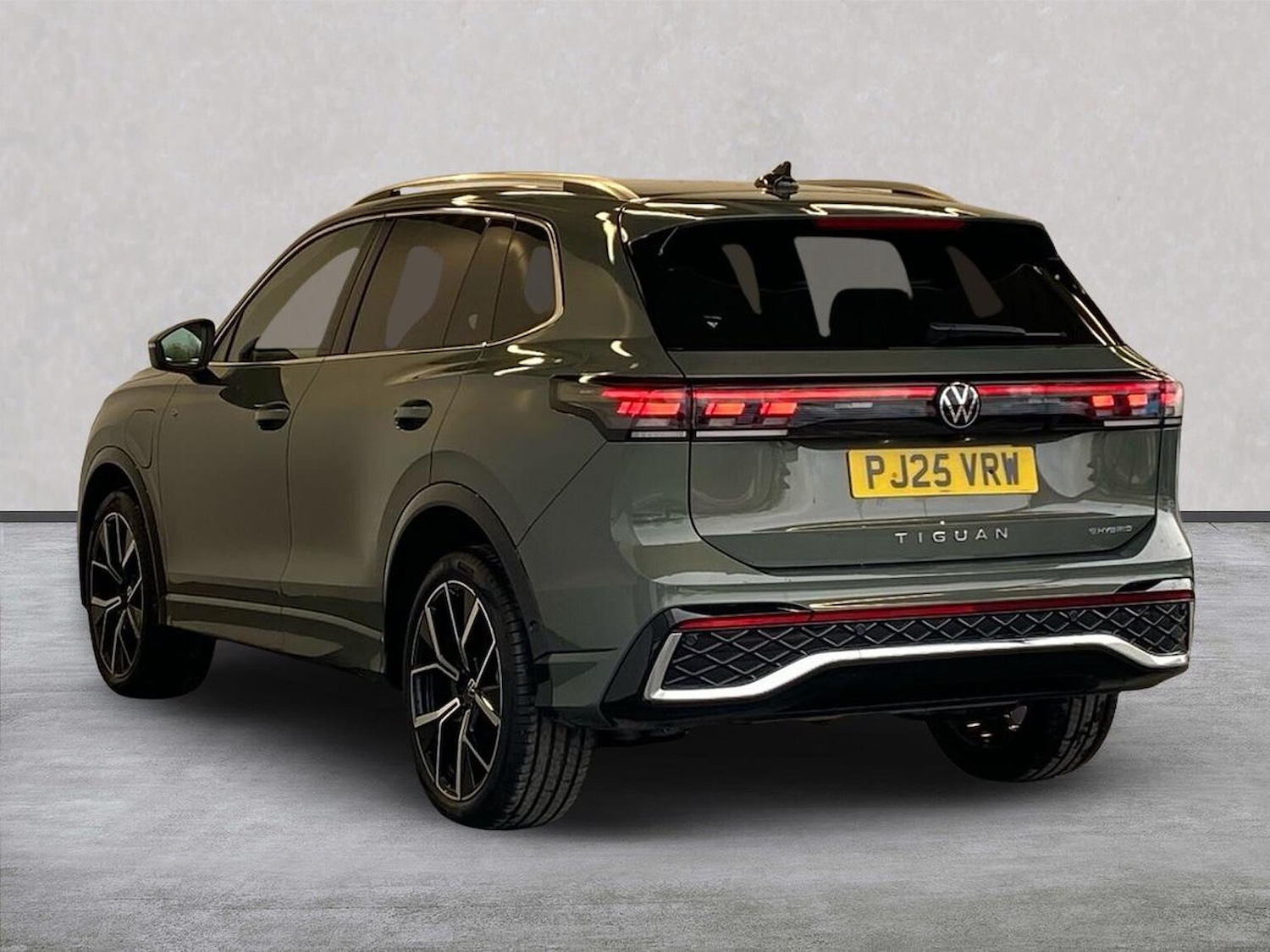 Used Volkswagen Tiguan 2025 for sale - 78121884: Photo 2