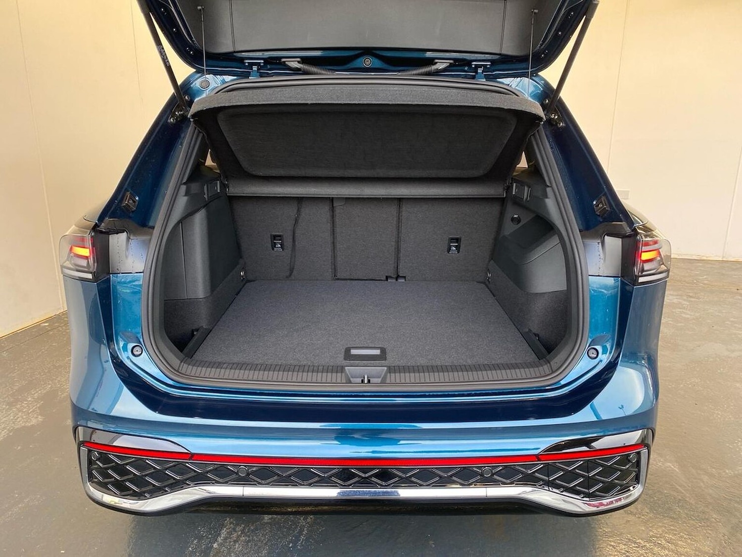 Used Volkswagen Tiguan 2025 for sale - 77797007: Photo 17