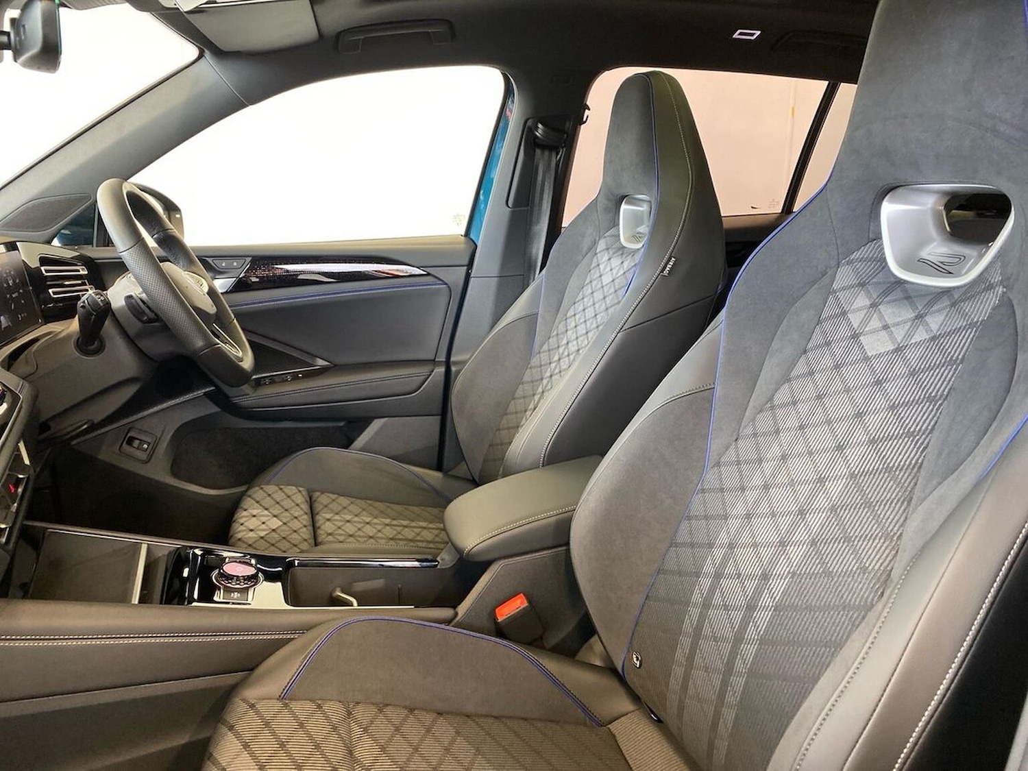 Used Volkswagen Tiguan 2025 for sale - 77797007: Photo 40