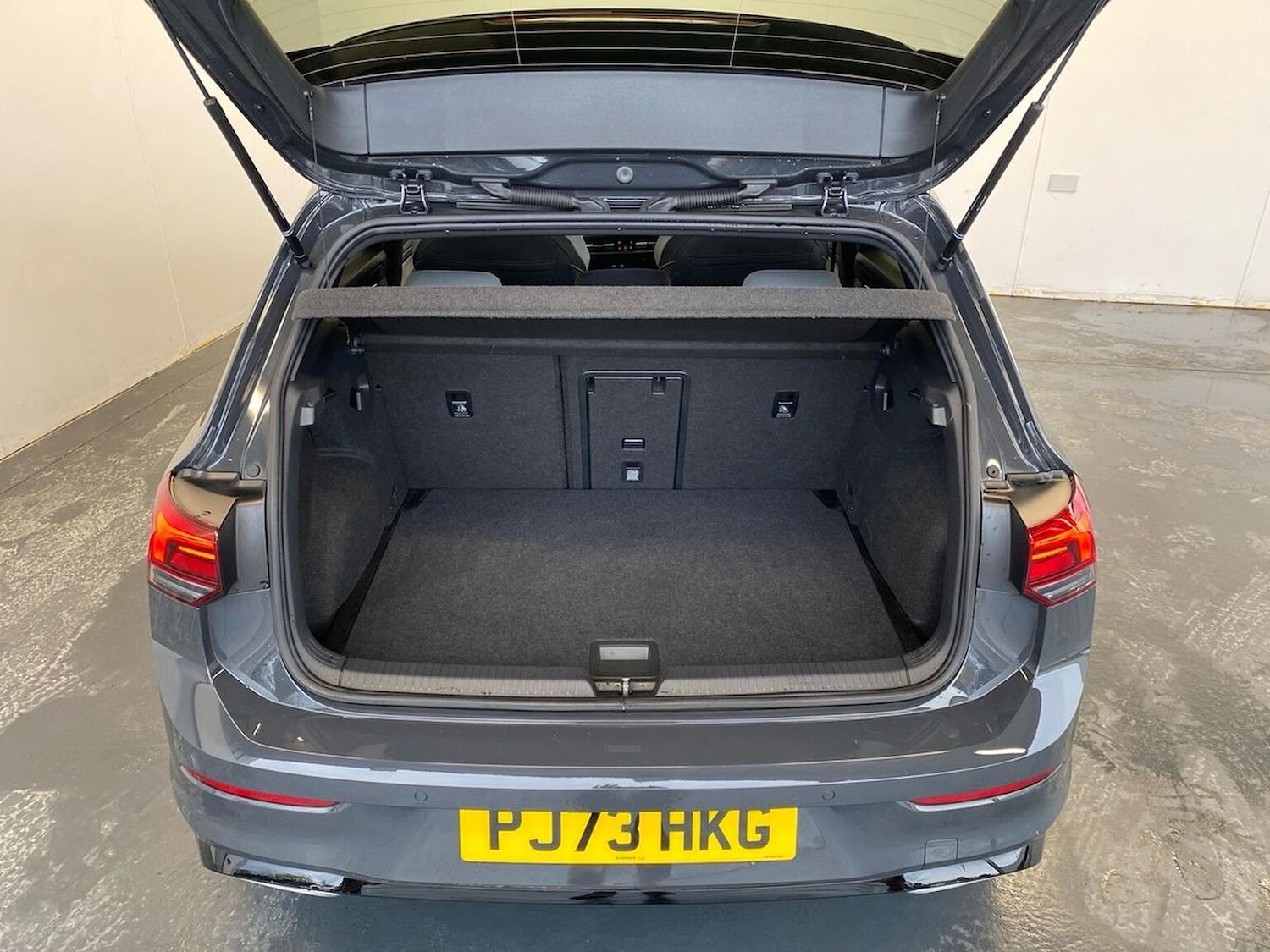 Used Volkswagen Golf 2023 for sale - 76543059: Photo 17