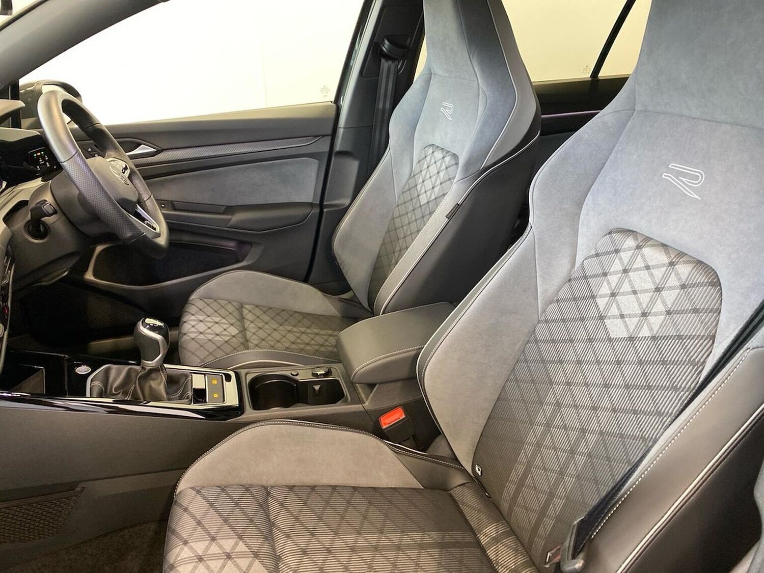 Used Volkswagen Golf 2023 for sale - 76543059: Photo 39