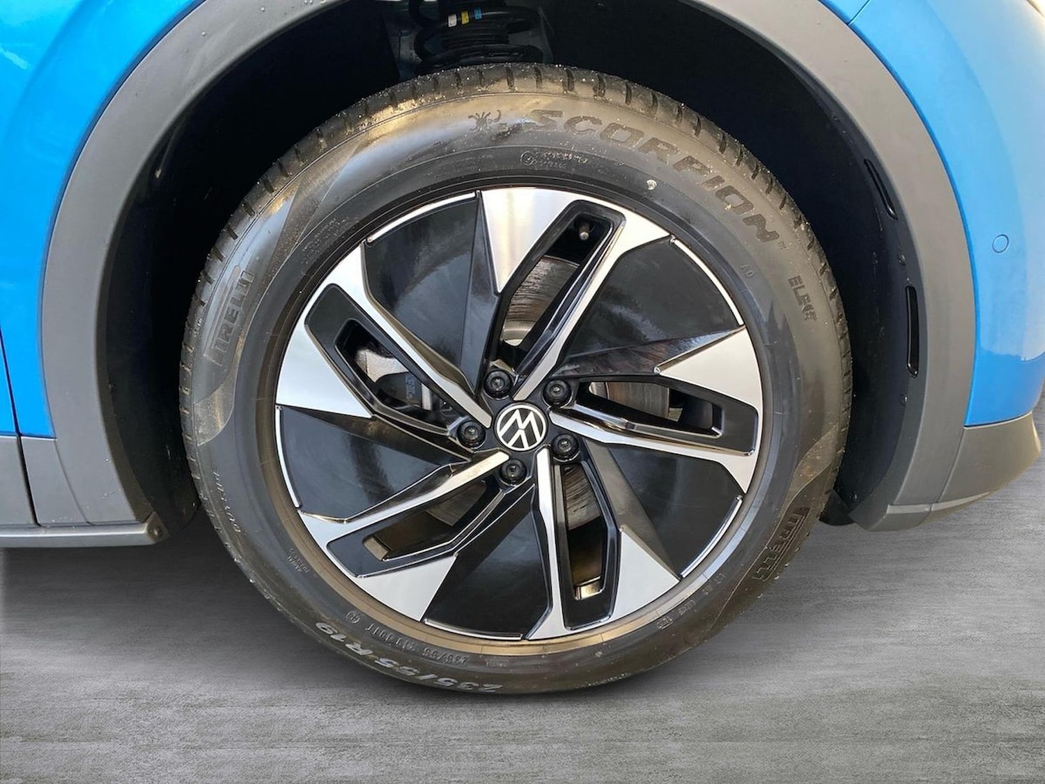 Used Volkswagen ID.4 2025 for sale - 77676362: Photo 6