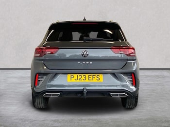 Used Volkswagen T-Roc 2023 for sale - 78605100: Photo