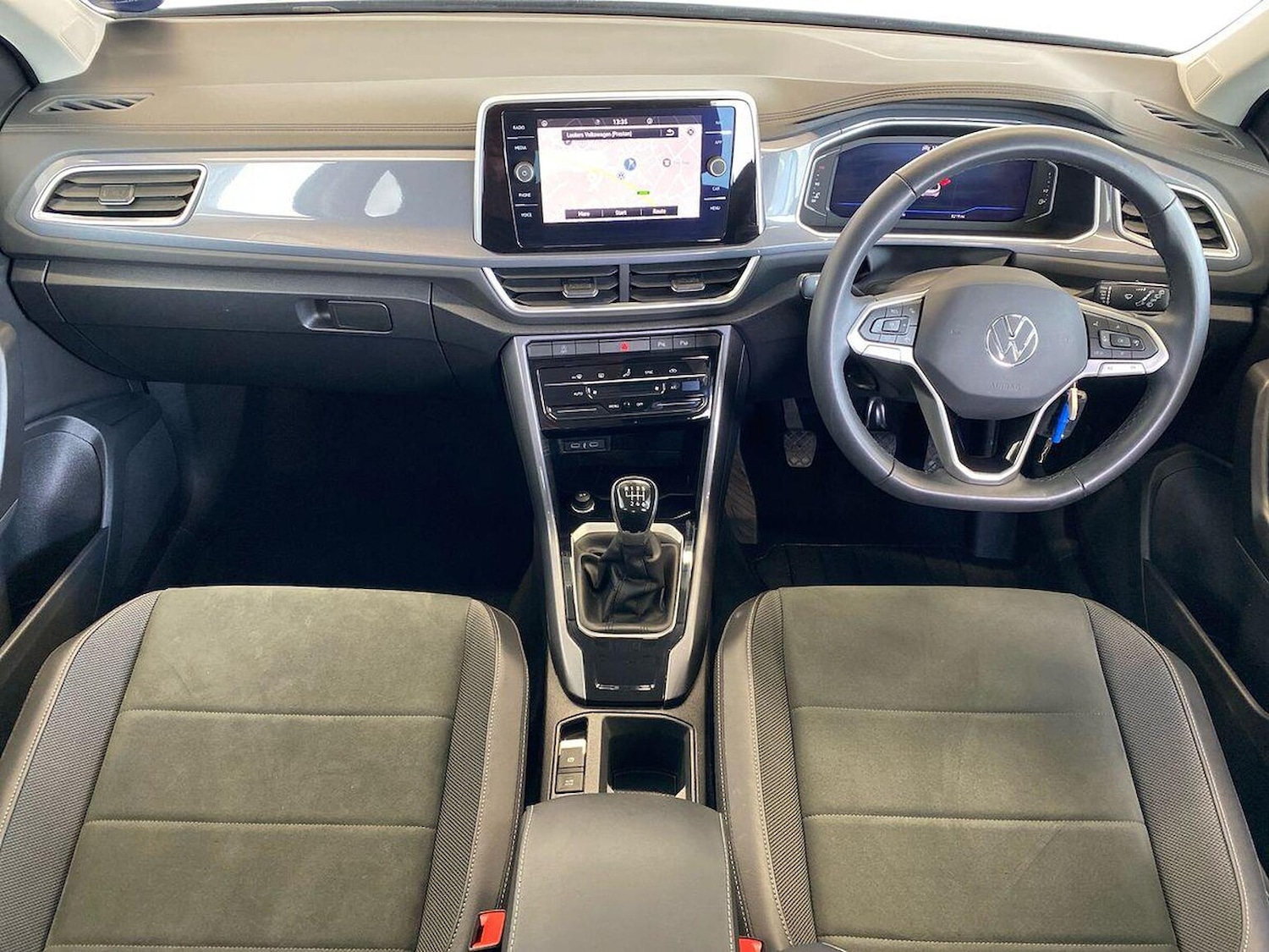 Used Volkswagen T-Roc 2024 for sale - 75994958: Photo 8