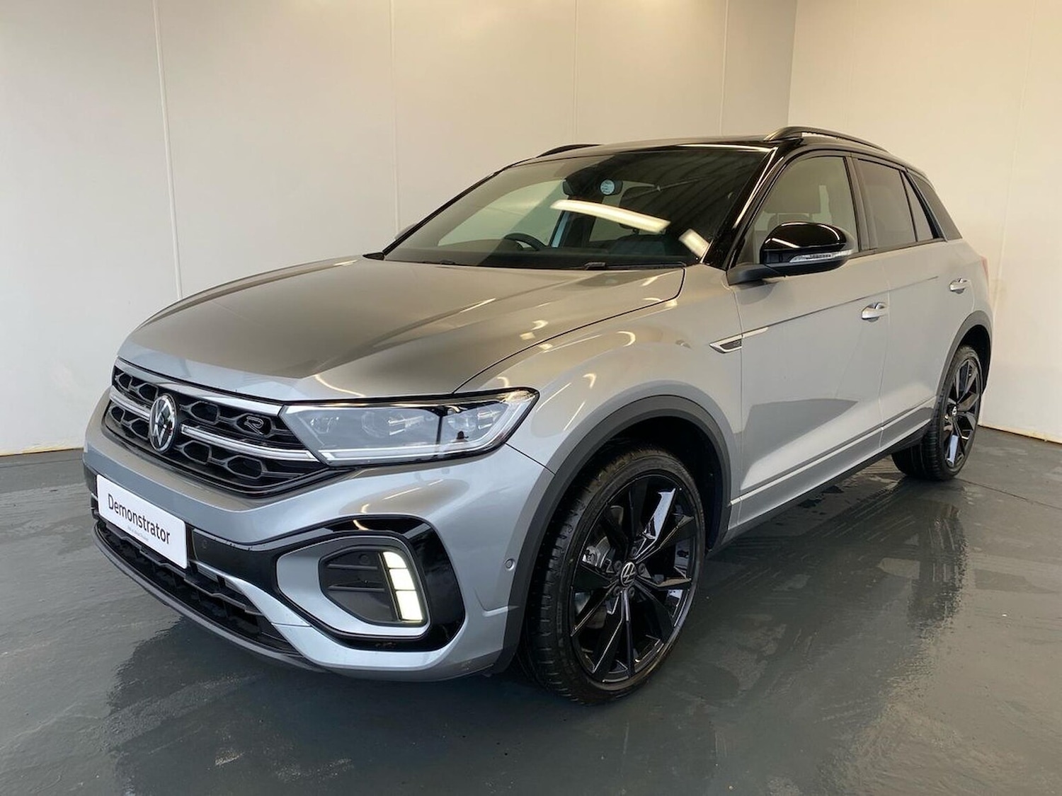 Used Volkswagen T-Roc 2025 for sale - 77632529: Photo 34