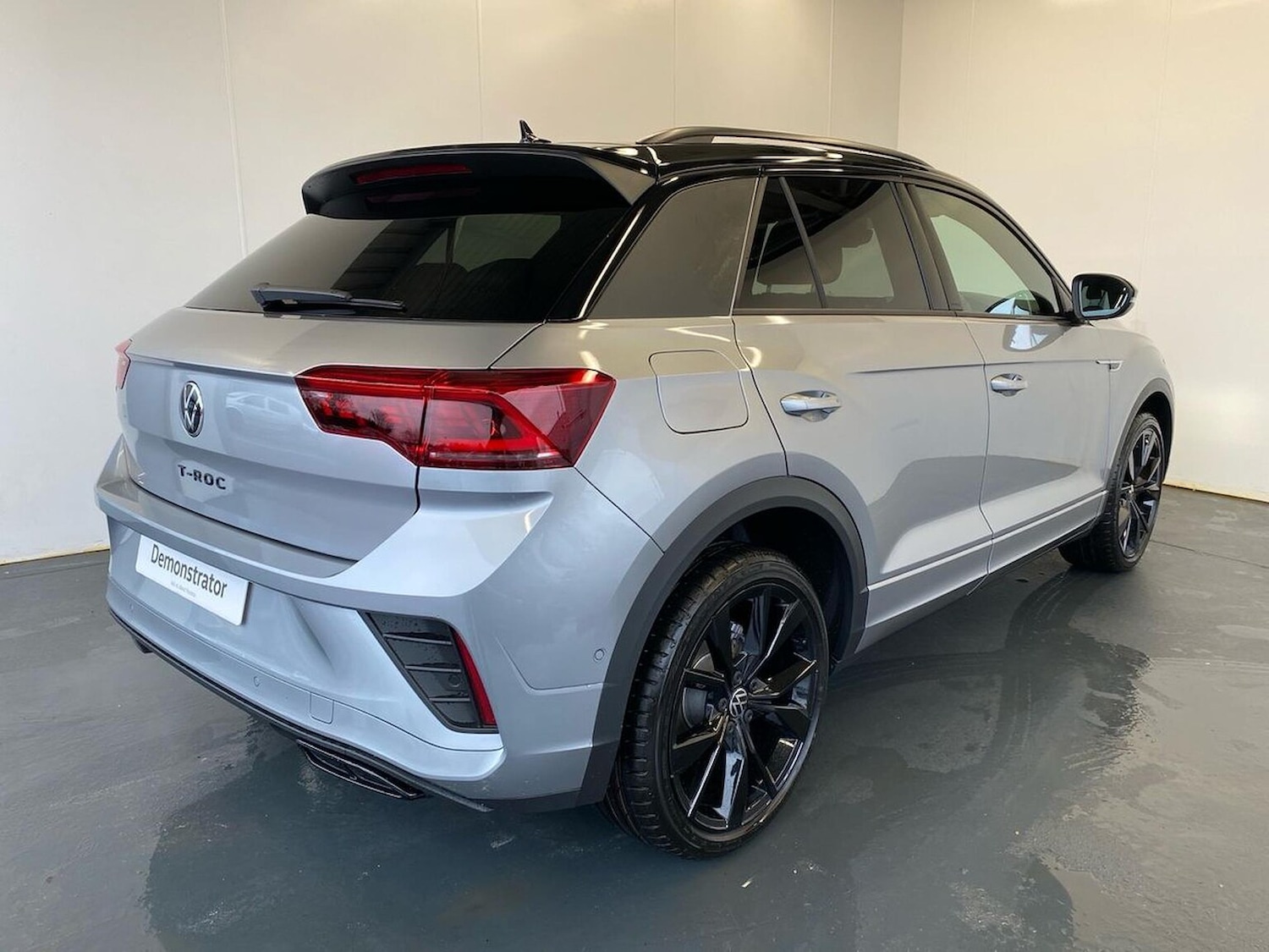 Used Volkswagen T-Roc 2025 for sale - 77632529: Photo 36