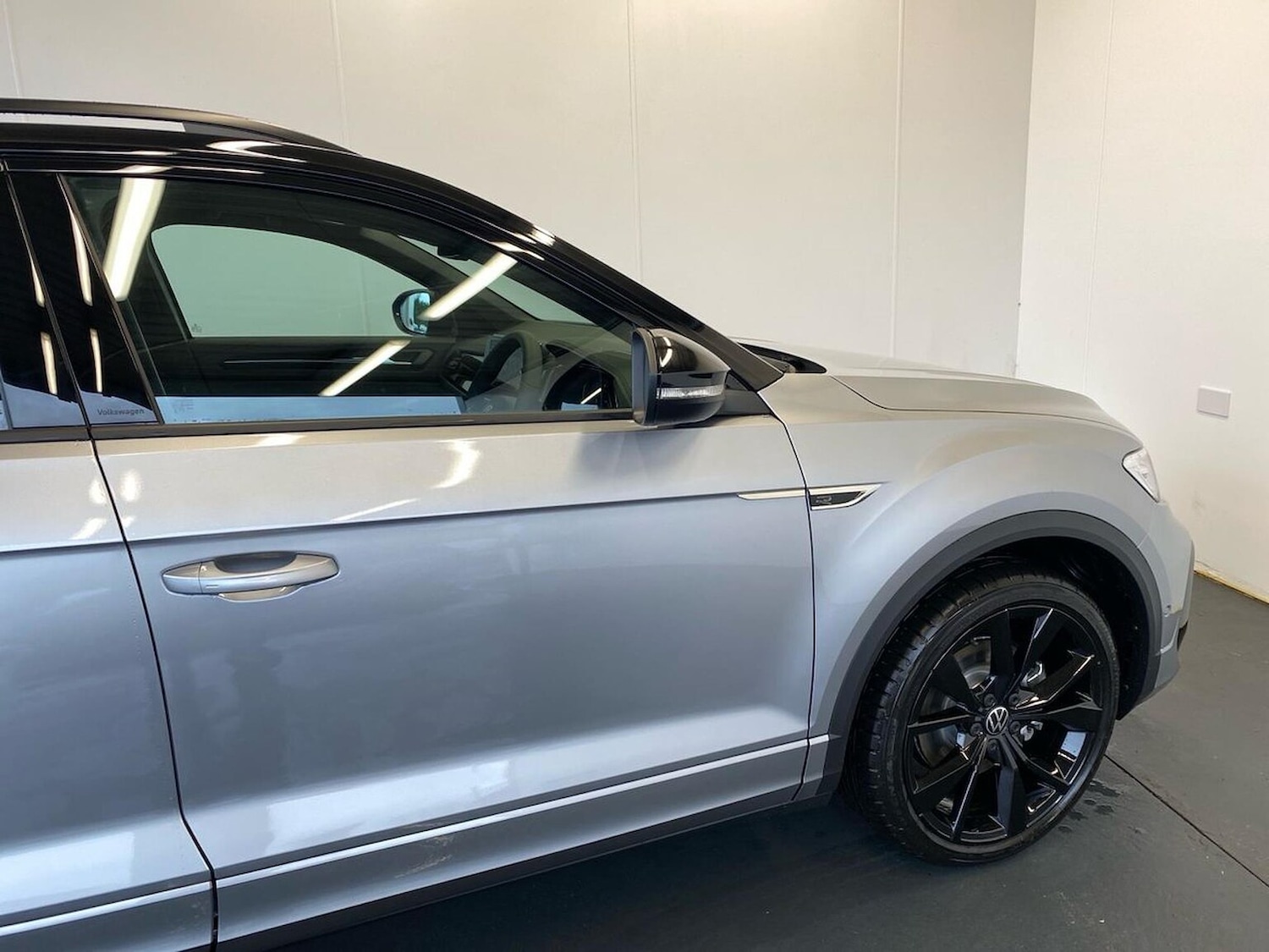 Used Volkswagen T-Roc 2025 for sale - 77632529: Photo 37