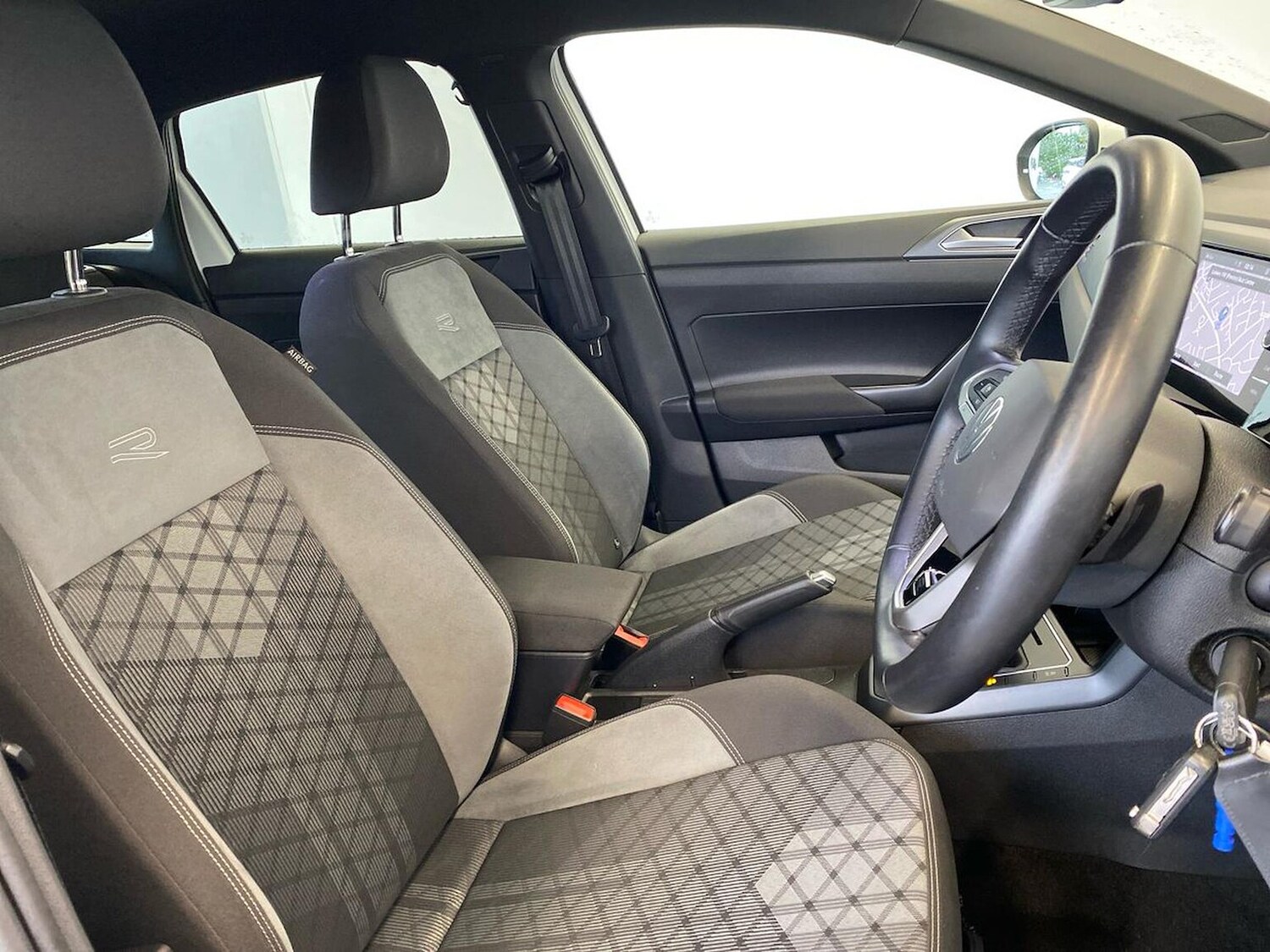 Used Volkswagen Taigo 2022 for sale - 76142931: Photo 32