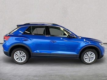 Used Volkswagen T-Roc 2023 for sale - 76225091: Photo 3