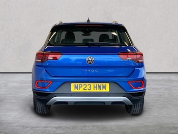 Used Volkswagen T-Roc 2023 for sale - 76225091: Photo 4