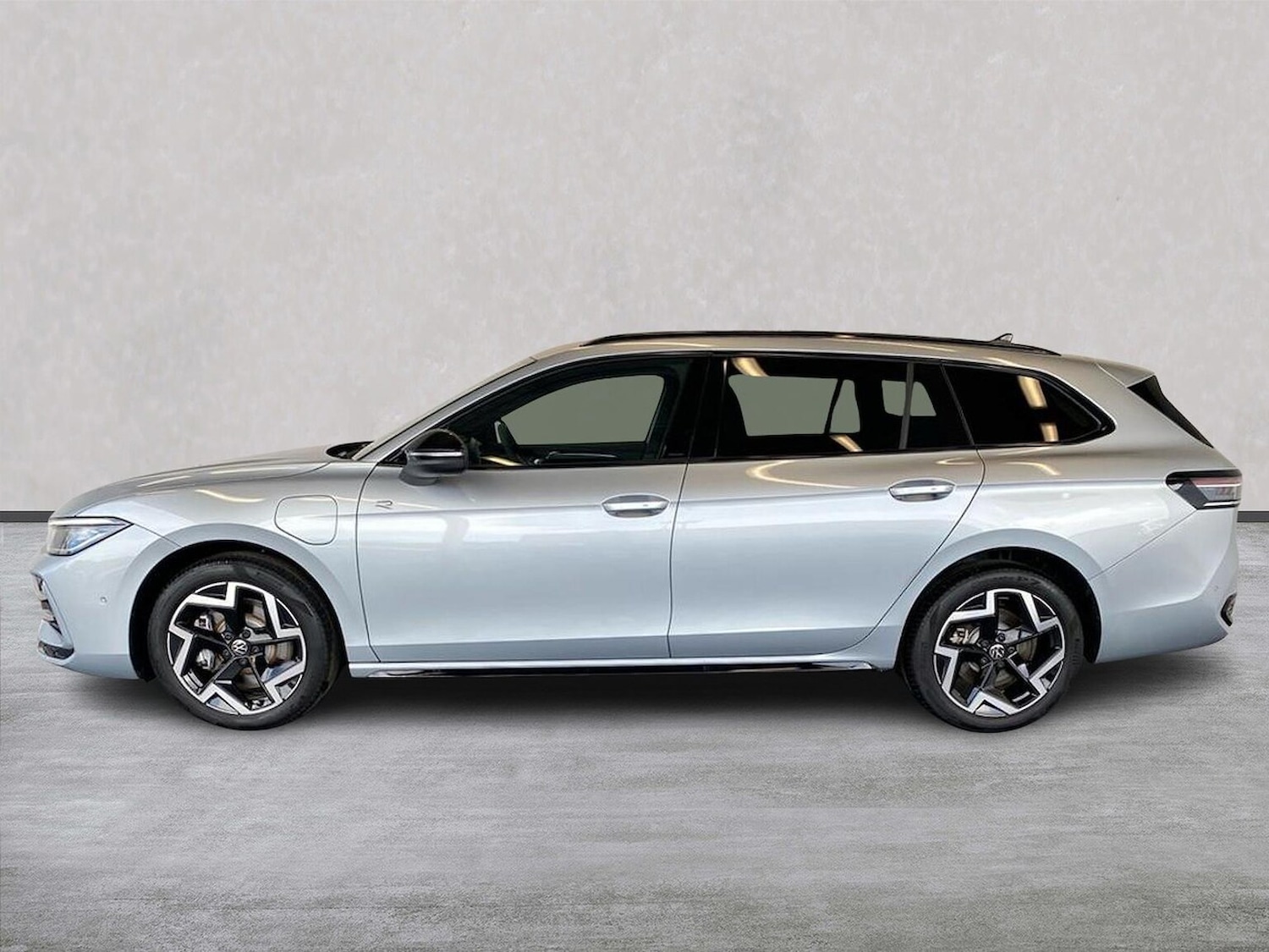 Used Volkswagen Passat 2025 for sale - 76171597: Photo 18