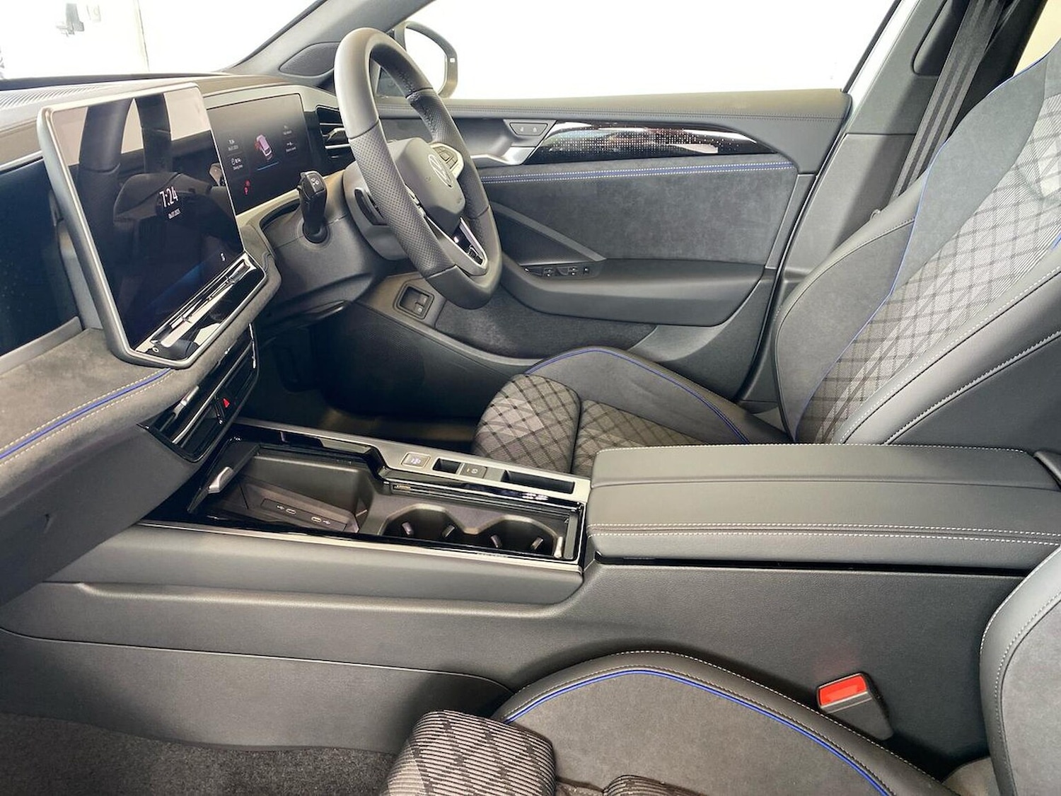 Used Volkswagen Passat 2025 for sale - 76171597: Photo 38