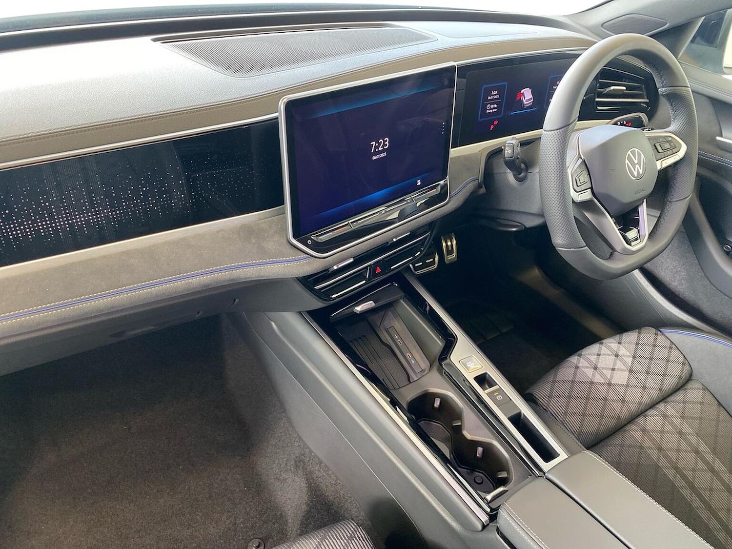 Used Volkswagen Passat 2025 for sale - 76171597: Photo 7