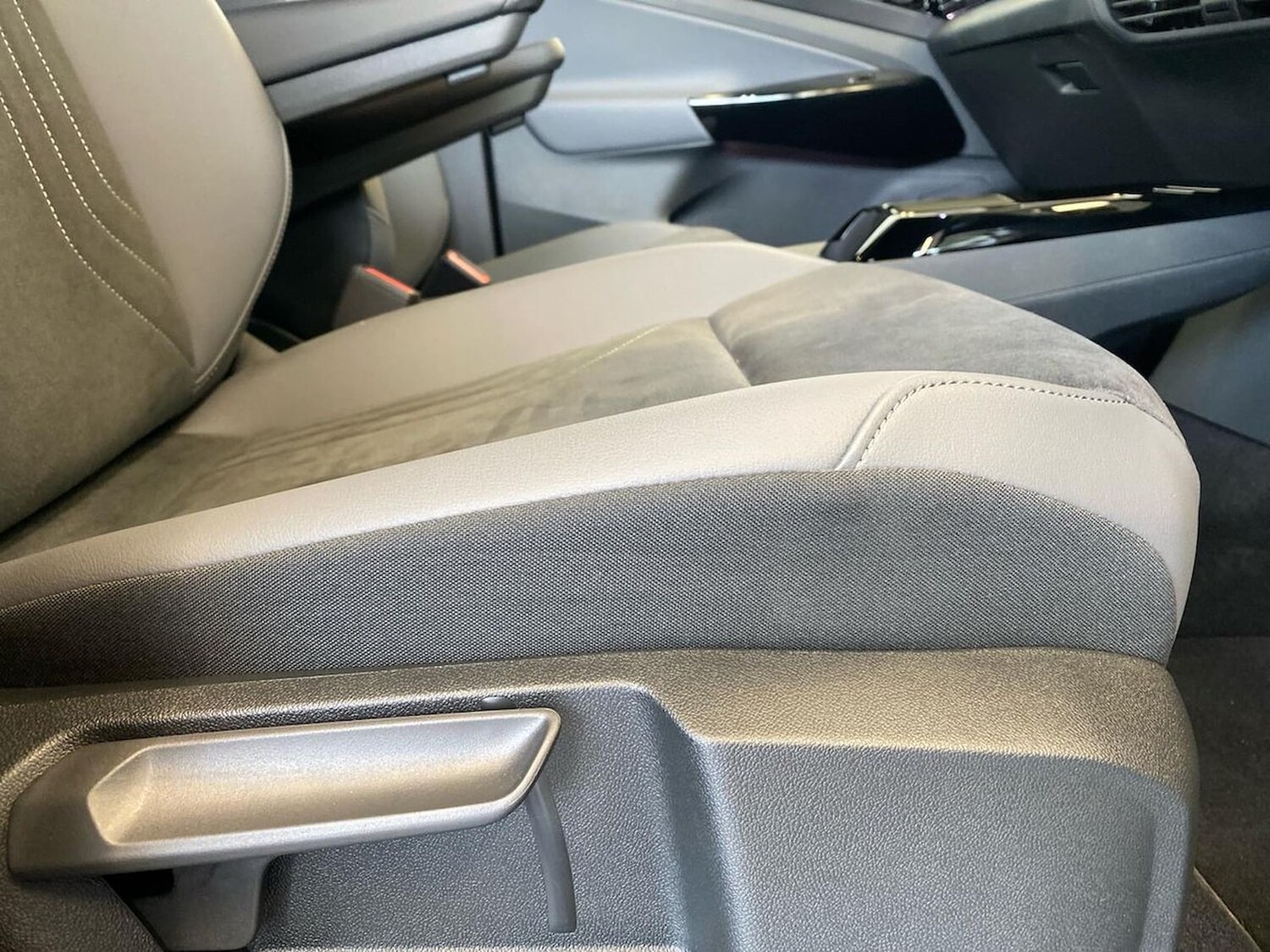 Used Volkswagen ID.4 2025 for sale - 77488783: Photo 30