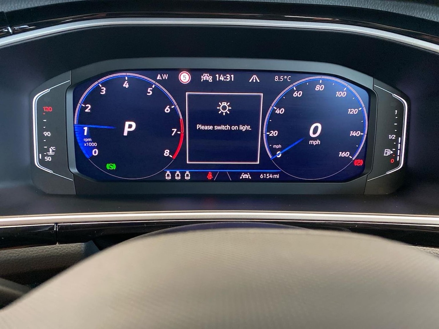 Used Volkswagen T-Roc 2025 for sale - 76694604: Photo 10