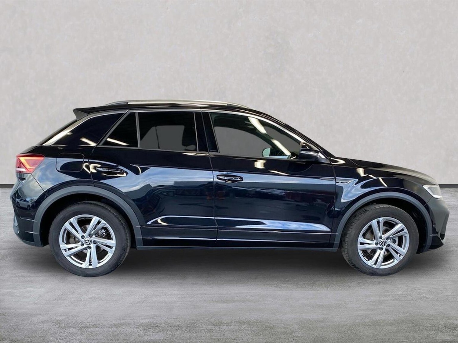 Used Volkswagen T-Roc 2025 for sale - 76694604: Photo 3
