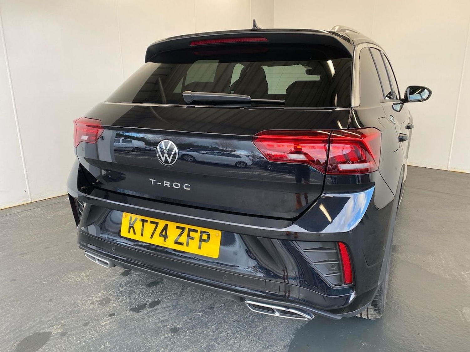 Used Volkswagen T-Roc 2025 for sale - 76694604: Photo 35